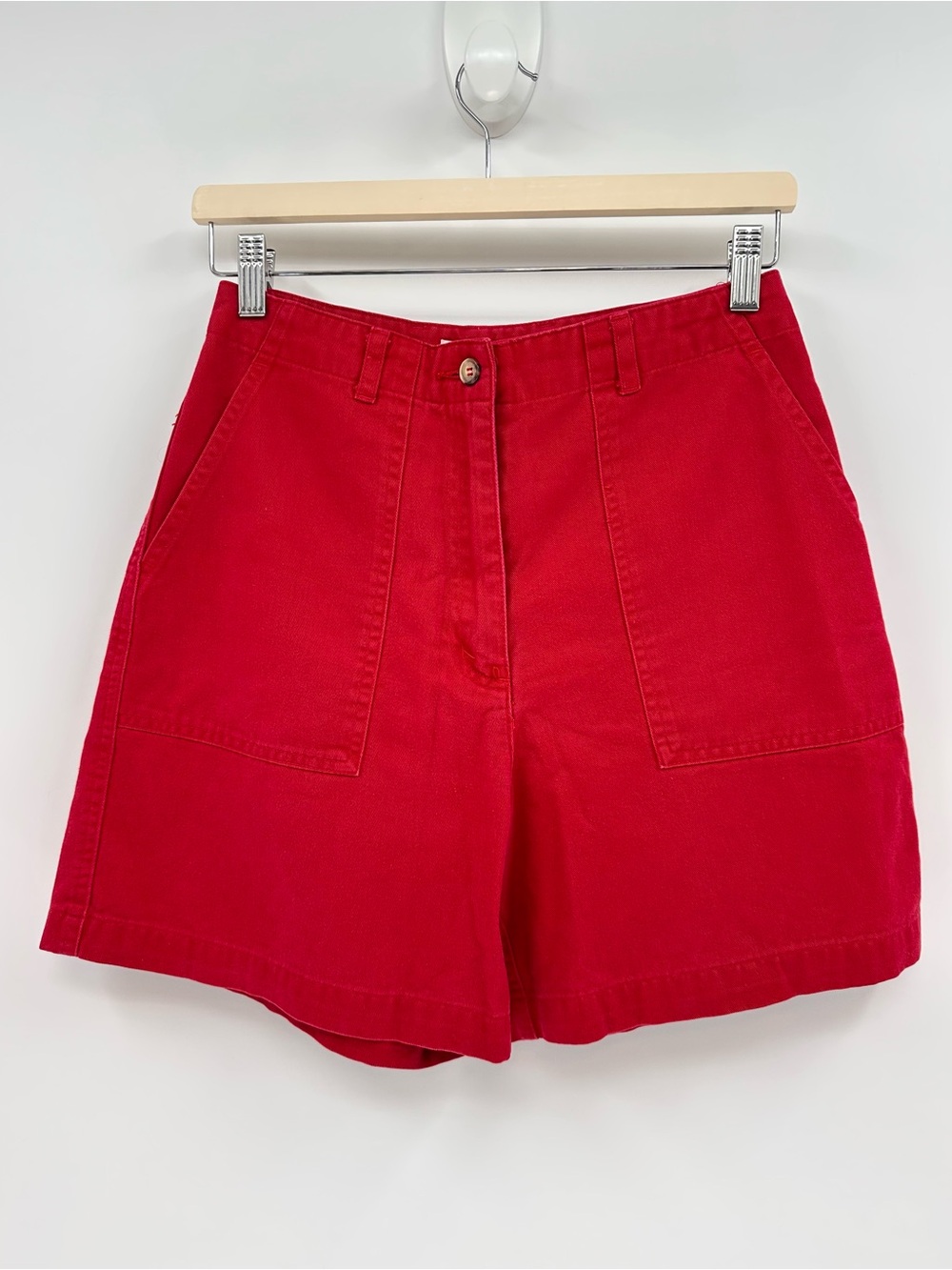Jones New York Sport Red Stovepipe Shorts Size 4
